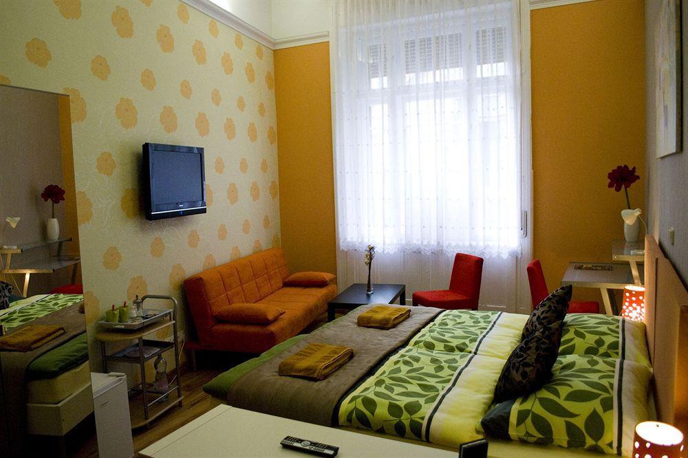 Penzion Guestrooms 3*