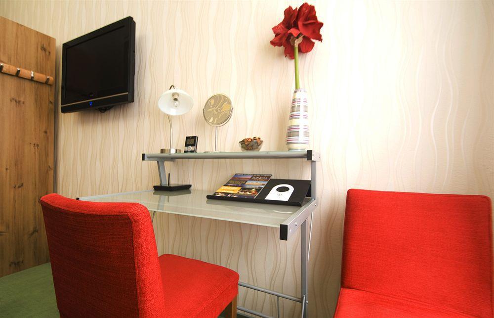 Guestrooms 3*